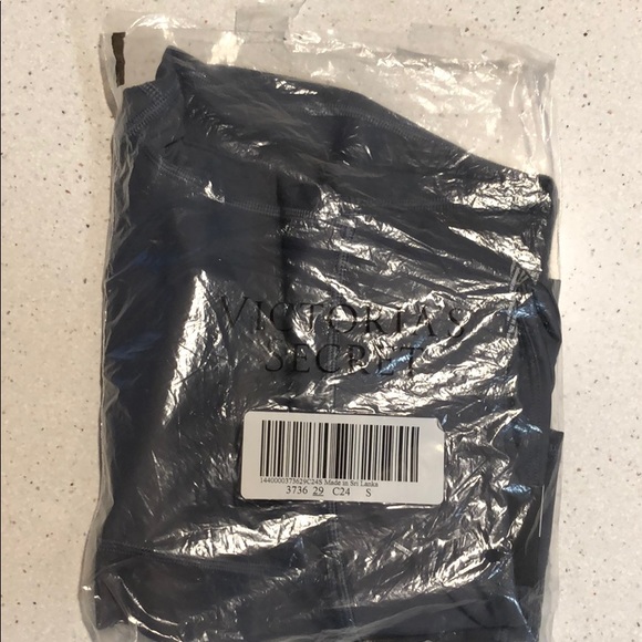 SOLD! Victoria’s Secret Leggings with mesh S - NWT - Picture 4 of 6